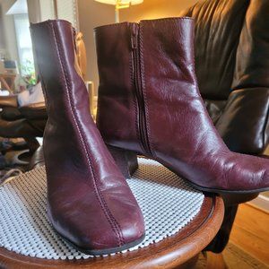 Nine West boots mahogany color